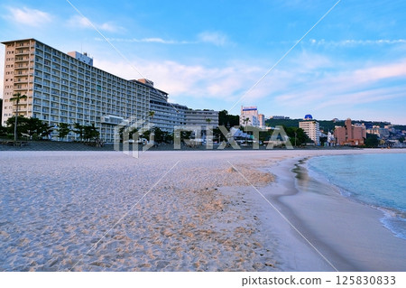 Scenery of Shirahama Beach in Shirahama Town, Wakayama Prefecture 125830833