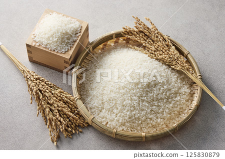 漏勺裡的米飯 漏勺裡的米飯 125830879