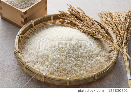 漏勺裡的米飯 125830891