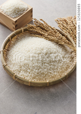 漏勺裡的米飯 125830893