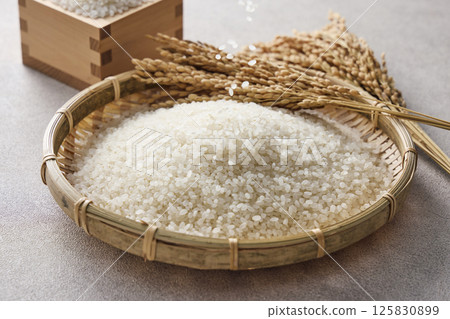 漏勺裡的米飯 漏勺裡的米飯 125830899