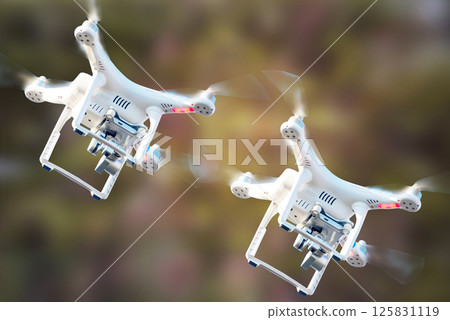 4 propellers mounted on a white camera Separated from the background clipping part 125831119