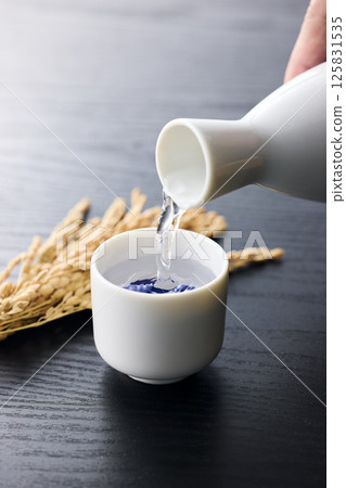 Sake  125831535