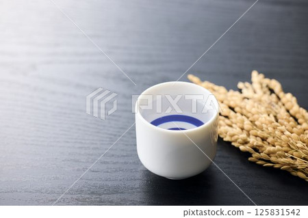 日本酒 日本酒 125831542