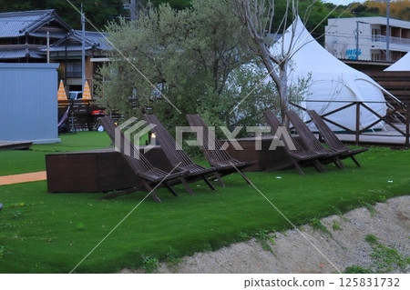 兵庫縣淡路島淡路市豪華露營設施風景 125831732
