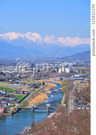 View from Matsumoto City Shiroyama Park: Snow-covered Northern Alps and Matsumoto Basin 125832370