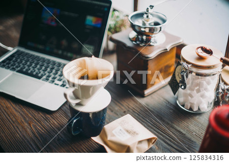 享受手沖咖啡的樂趣 125834316