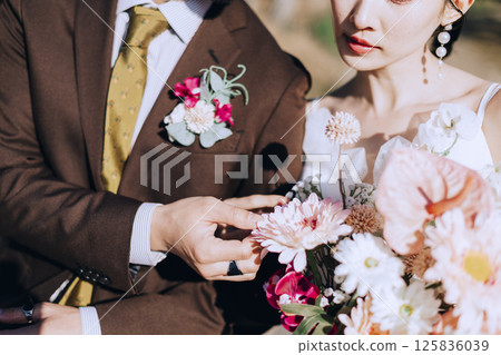 Cherry blossoms and pre-wedding photo shoot Cherry blossoms and pre-wedding photo shoot 125836039