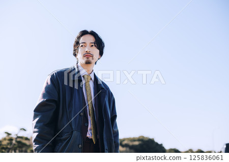 Single shot of groom 125836061