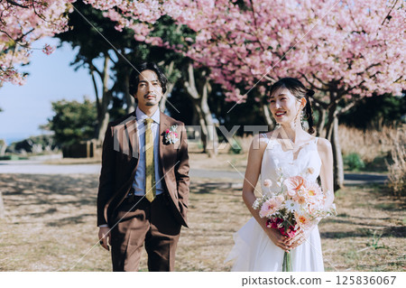 櫻花與婚紗照拍攝 125836067