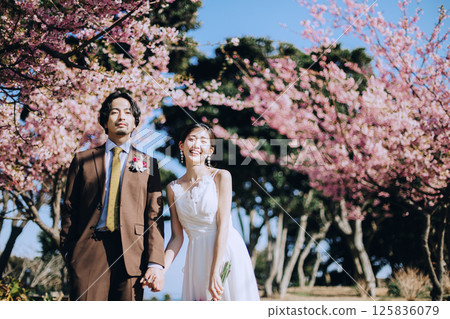 櫻花與婚紗照拍攝 125836079