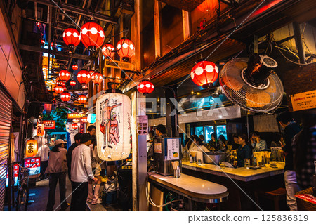 “東京”吉祥寺·哈莫尼卡小街 125836819