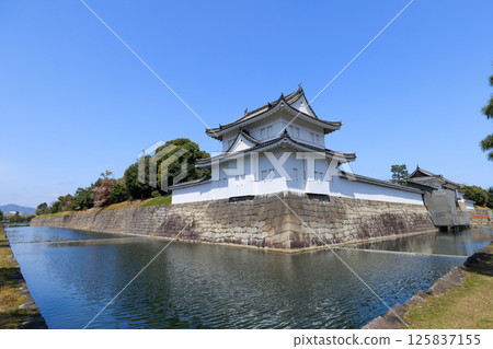 京都之春:二條城、東南角樓與東正門(京都府京都市中京區) 京都之春:二條城、東南角樓與東正門(京都府京都市中京區) 125837155