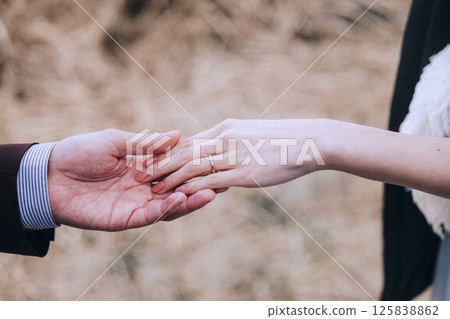A young couple taking pre-wedding photos at Jogashima A young couple taking pre-wedding photos at Jogashima 125838862