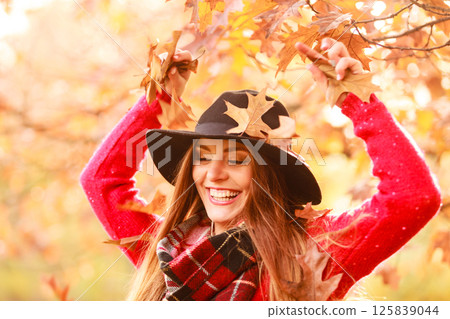 Portrait of attractive woman. 125839044