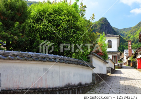 [佐賀郡] 晴天的大河內山街道（阪間坂）的伊凡裡鍋島燒 125842172