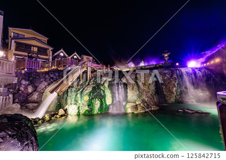 Gunma Prefecture, Kusatsu Town, Agatsuma District, Kusatsu Onsen Yubatake, Yutaki waterfall night view Gunma Prefecture, Kusatsu Town, Agatsuma District, Kusatsu Onsen Yubatake, Yutaki waterfall night view 125842715