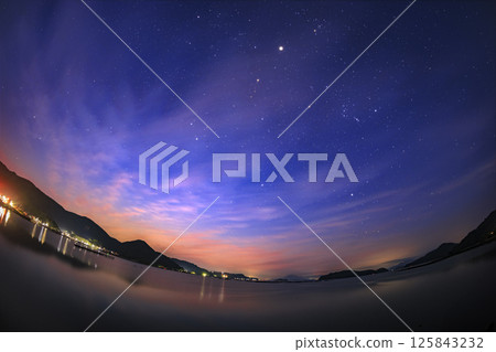 Setouchi autumn starscape: Orion rising in the morning sky 125843232