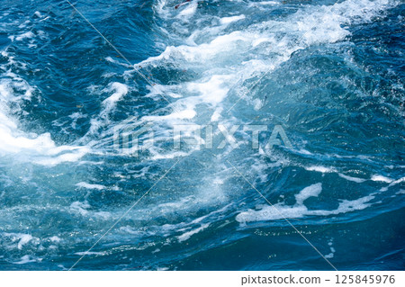 溺水事故的圖片 溺水事故的圖片 125845976