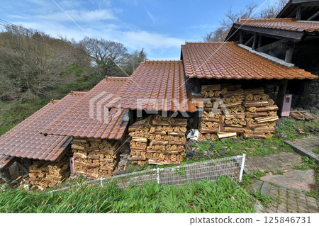 島根縣小田市湯之津陶藝村陶藝館大登窯 125846731