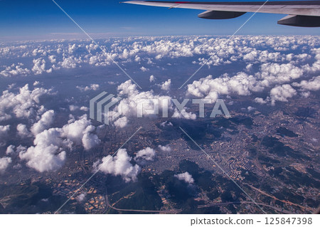 City seen from airplane 125847398