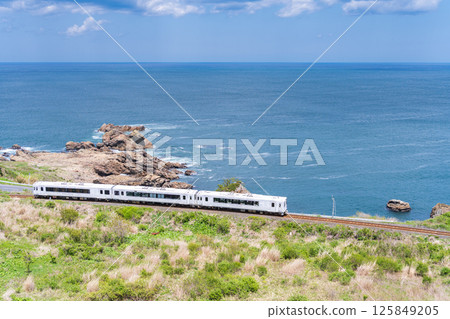 "Aomori Prefecture" Tohoku Emotion Running on the Tanesashi Coast, Hachinohe City 125849205