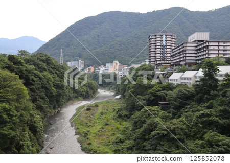 被濃綠包圍的鬼怒川溫泉鄉 125852078