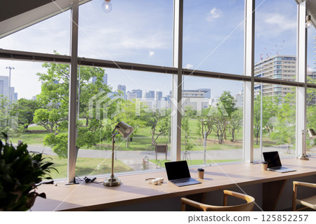 無人現代室內辦公室大堂休息室 125852257