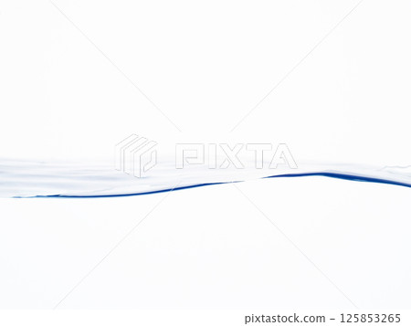 Water flow, sway, water surface, waves 125853265