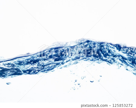 Water flow, sway, water surface, waves 125853272