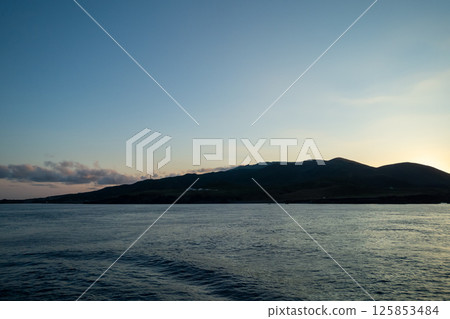 blue water, marine, maritime 125853484