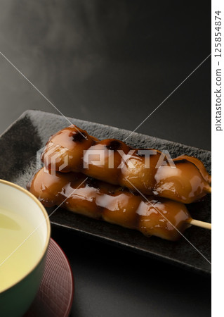 Mitarashi餃子和茶 Mitarashi餃子和茶 125854874