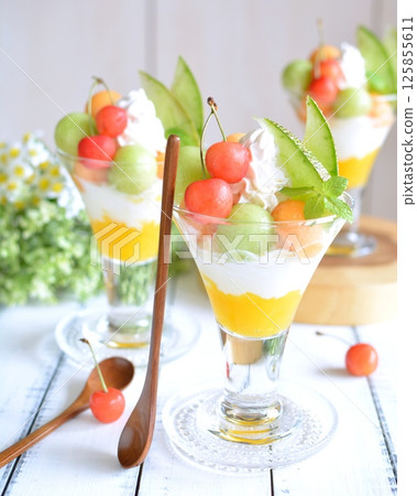 Parfait Parfait 125855611