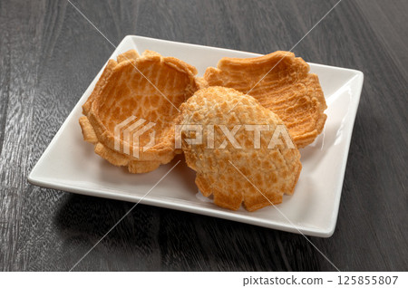 Okinawan snack, Kamesen 125855807