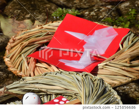 Kamo Mioya Shrine (Shimogamo Shrine) Nagashi Hina Dolls 125856686