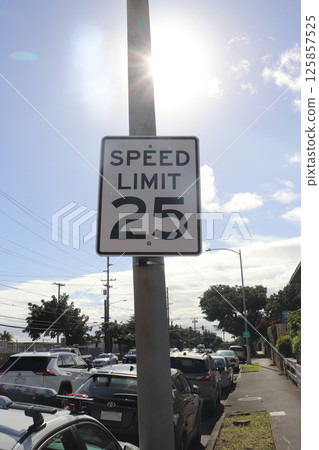 Speed limit 25mph 125857525