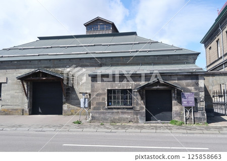 Former Nippon Yusen Otaru Branch Cargo Warehouse 125858663