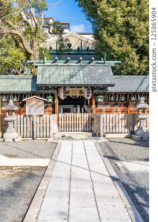 Kyoto Tendo Shrine (Tendo Flower Ceremony as told in the Uesugi version of the Rakuchu Rakugaizu folding screen) History from the Heian capital's relocation to the worship hall 125865904