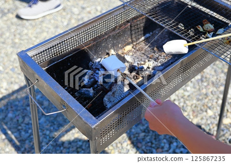 燒烤 戶外 啤酒 125867235