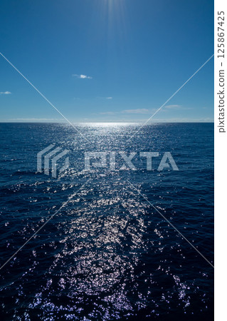 blue water, marine, maritime 125867425
