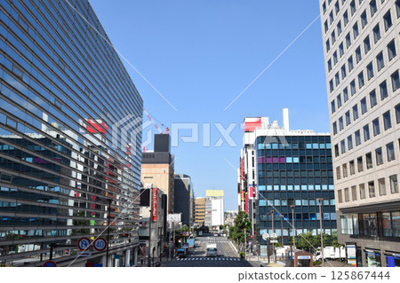 橫濱站西口街景 125867444
