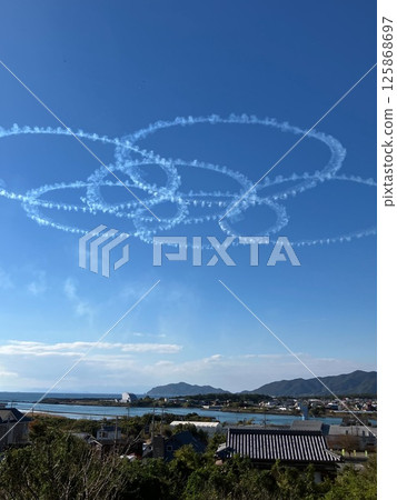 Five Rings 125868697