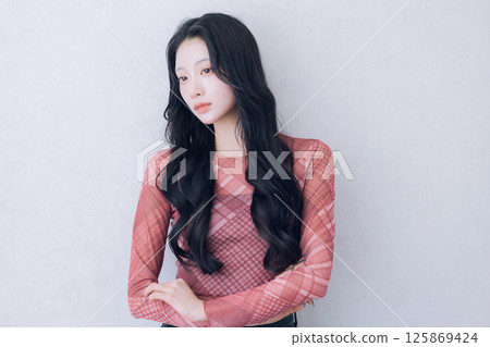 Hair style image of long black hair Hair style image of long black hair 125869424
