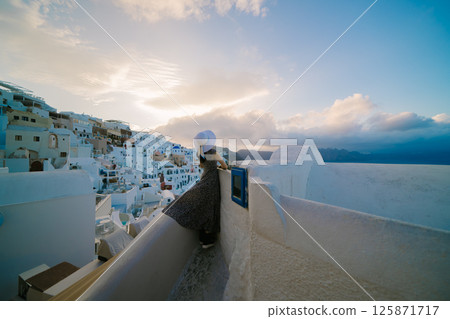 五月的聖托里尼 125871717