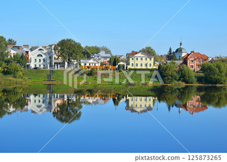 Russia, Tver, Zavolzhsky district and Volga river Russia, Tver, Zavolzhsky district and Volga river 125873265