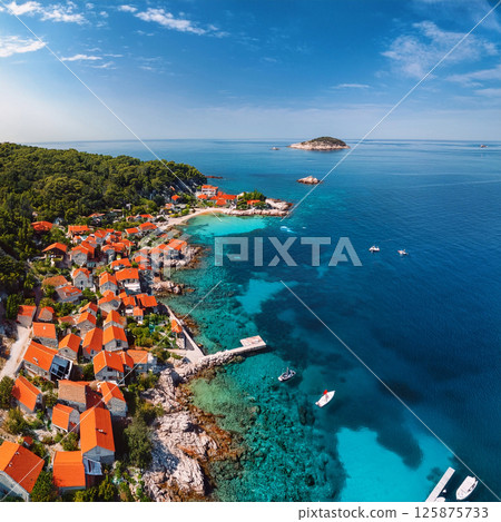 Sea seen from the mountain 125875733