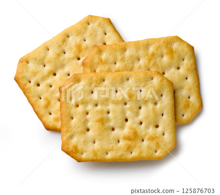 crackers on white background 125876703