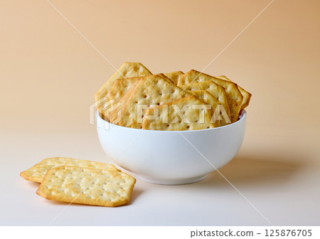 bowl of crackers 125876705