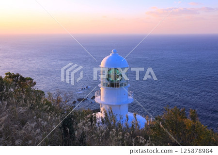 室戶岬燈塔的早晨景色/世界地質公園/日本50座燈塔/A級保存燈塔 125878984