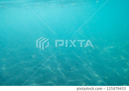 海底的 海裡 海 125879433
